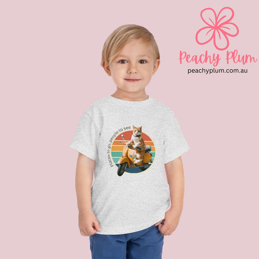 Places to go, people to see Toddler cat on a scooter Short Sleeve Tee